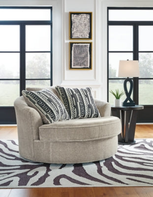 Calnita Oversized Swivel Accent Chair - Great Lake Furnishings  (MI)