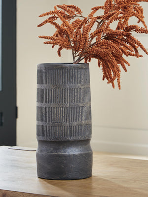 Beninworth Vase - Great Lake Furnishings  (MI)