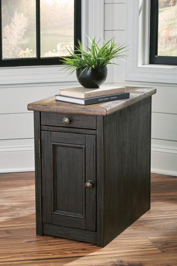 Tyler Creek End Table Set - Great Lake Furnishings  (MI)