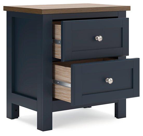 Landocken Nightstand