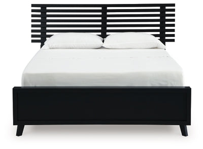 Danziar Queen Slat Bed - Great Lake Furnishings  (MI)