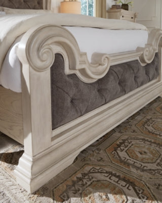 Bruchandi Upholstered Bed - Great Lake Furnishings  (MI)