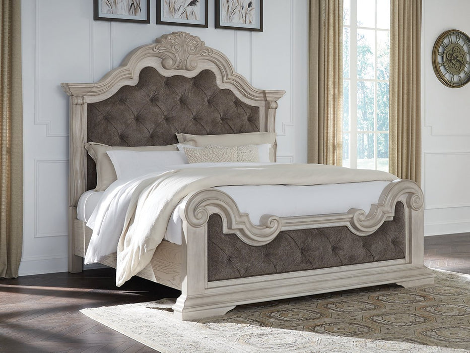Bruchandi Upholstered Bed - Great Lake Furnishings  (MI)