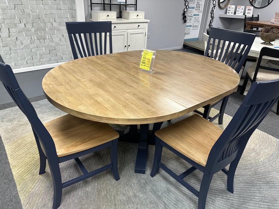 CLEARANCE TABLE W/ 4 CHAIRS