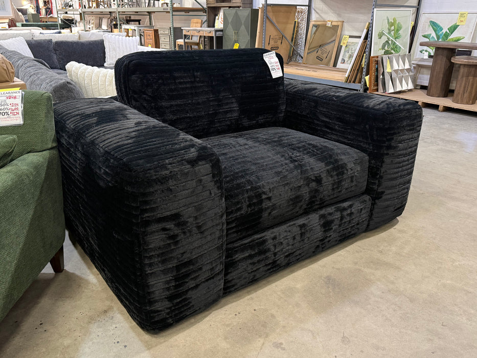 Clearance Fluff Chair (Oversized)