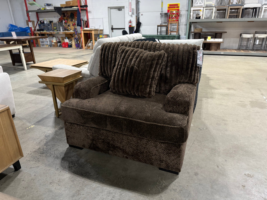Clearance Oversized Chair