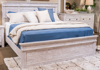 Makidern Bed - Great Lake Furnishings  (MI)