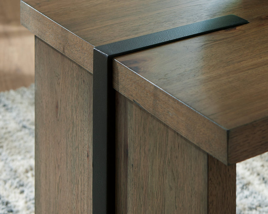 Kandinew End Table - Great Lake Furnishings  (MI)