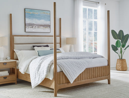 Parker House Escape - Bedroom Queen Poster Bed