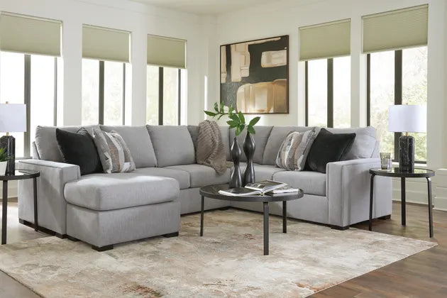 Lakepoint 2 piece Sectional w/ Chaise